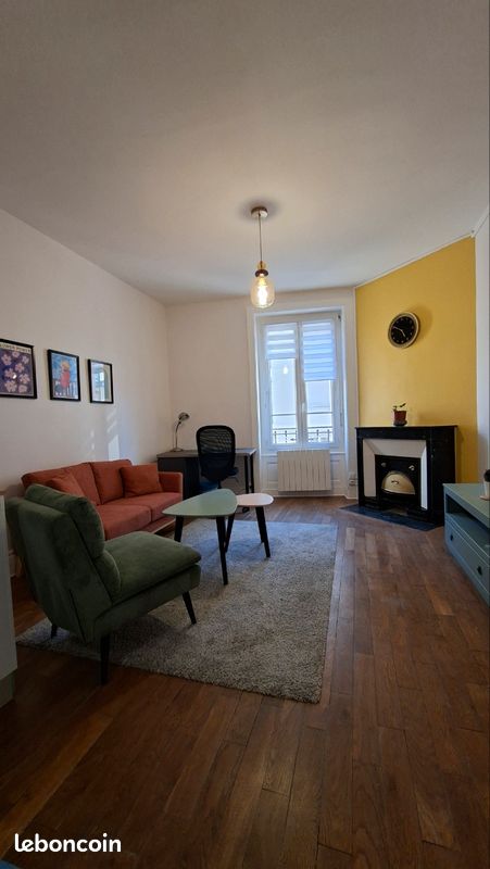 Appartement 1 pièce 40 m² · à Lyon · 40,4 m² · 860 €/mois
