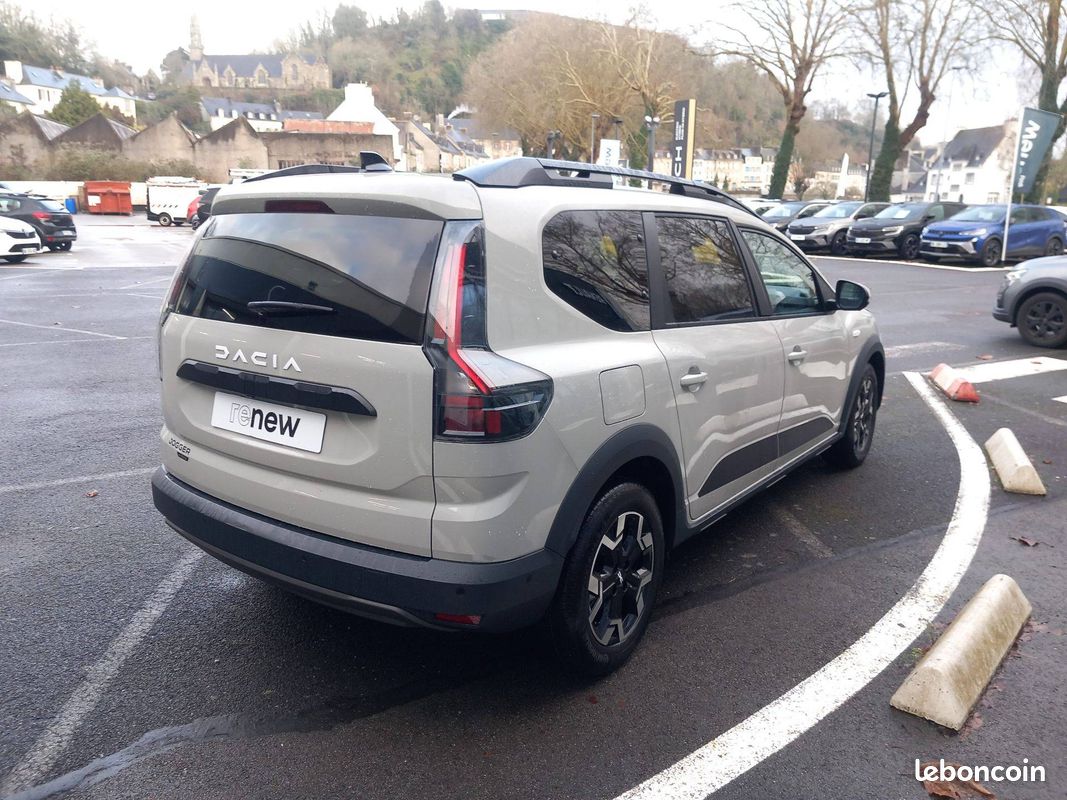 DACIA Jogger Hybrid 155 7 places Journey (image 5)