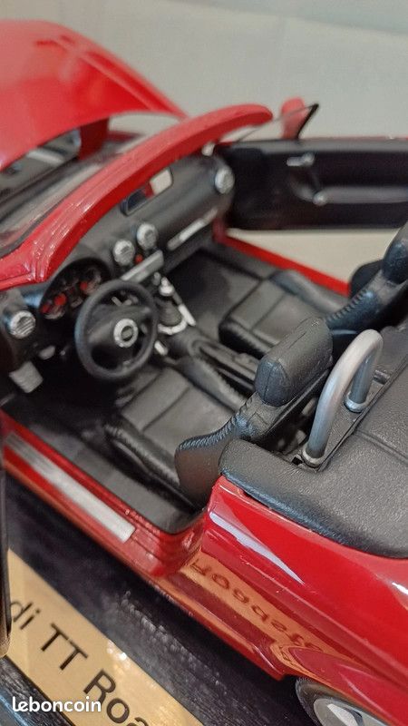 Rare Maïsto Special Edition Audi Tt Roadster Valentine 1/18