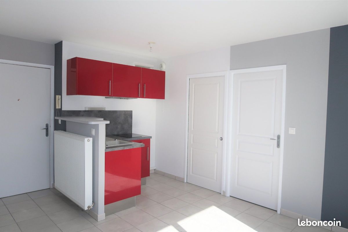 Appartement 2 pièces 32 m² · à Clermont-Ferrand · 32 m² · 605 €