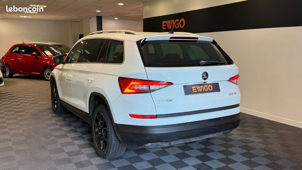 Skoda kodiaq 2.0 tdi 150 scr active 4x2 dsg bva + crochet d'attelage + camera 360 + 4 pneus (image 10)