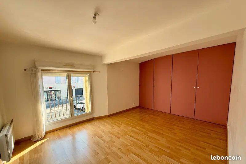 Appartement 3 pièces 85 m² · à Nanterre · 85 m² · 1 220 €/mois