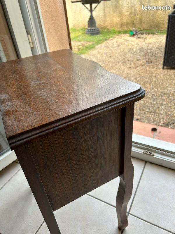 Table de chevet (image 1)