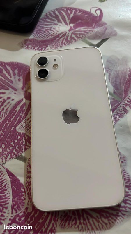 IPhone 12 à vendre (image 2)