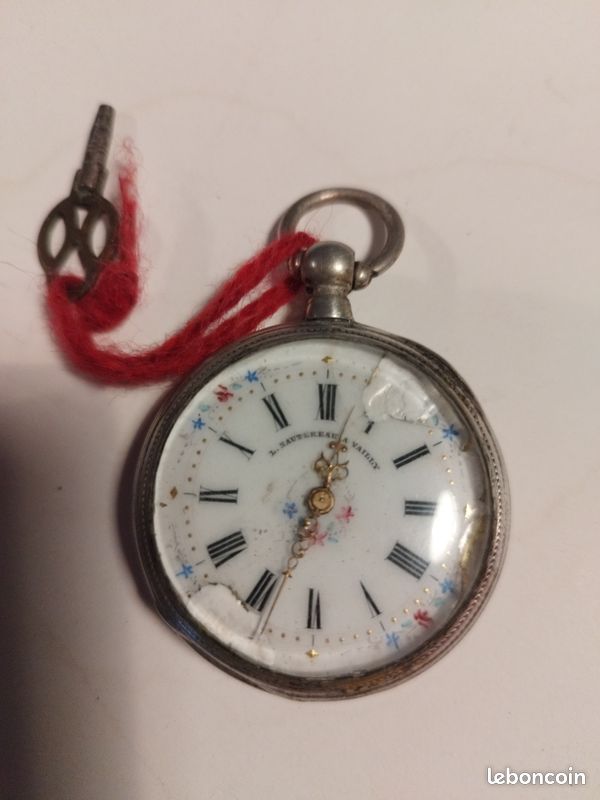 ANCIENNE MONTRE GOUSSET Argent à cylindre 8 rubis - en l'état