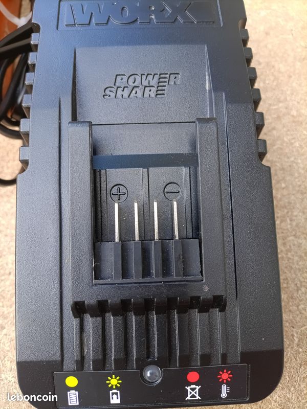 Scie sauteuse sans fil Worx + batterie + chargeur (image 18)