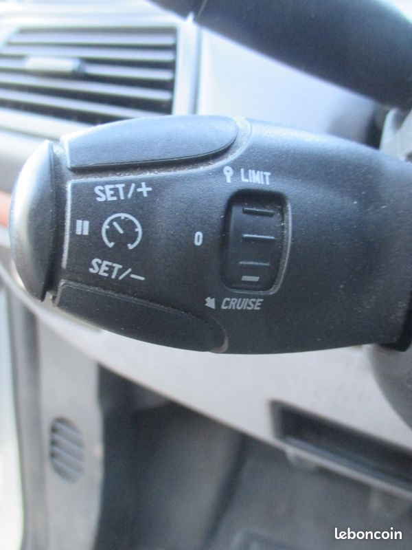 CITROEN C8 2.0HDI 138CH - VENDU DANS L'ETAT sans Garantie (image 10)