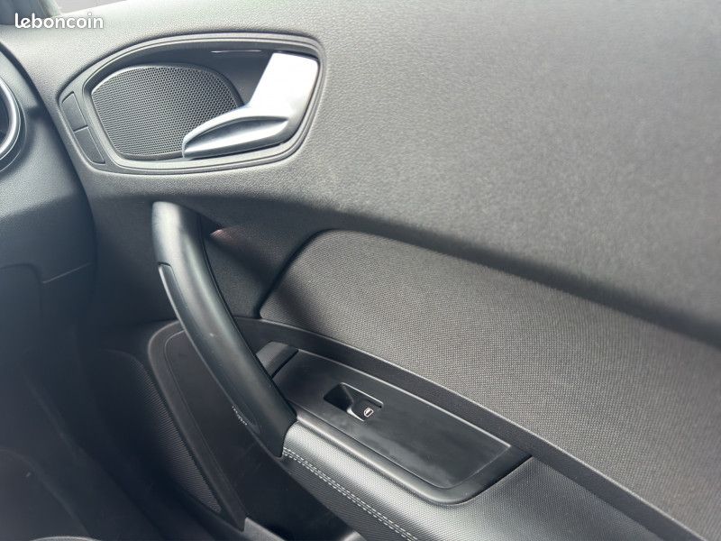 Audi A1 SPORTBACK 1.6 TDI 105CH FAP AMBITION à partir de 183,31/mois (image 31)
