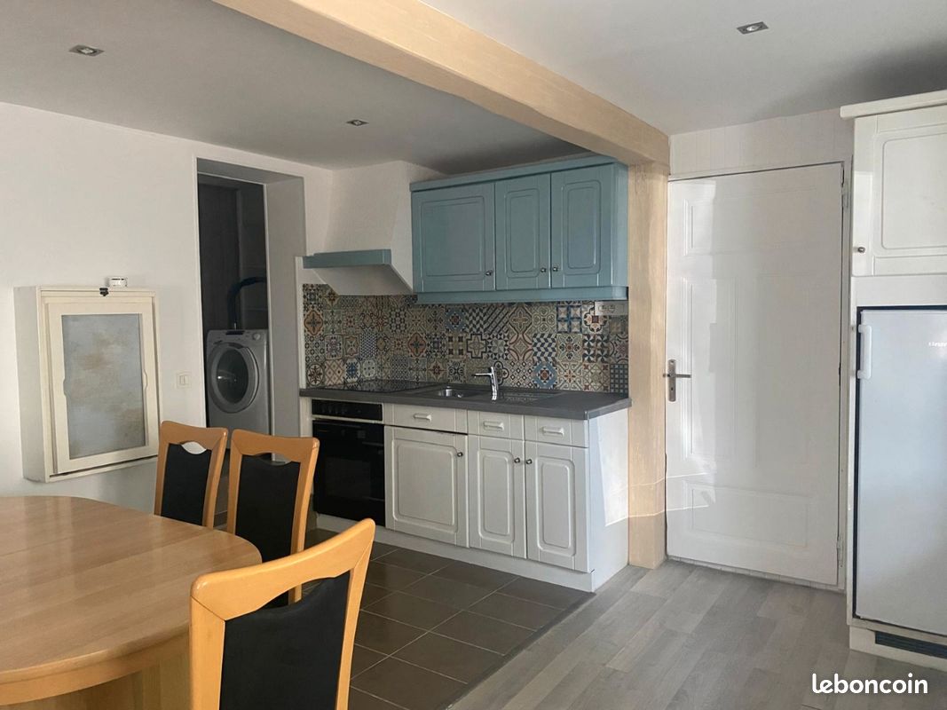 Appartement 2 pièces 45 m² · à Pougny · 45 m² · 990 €