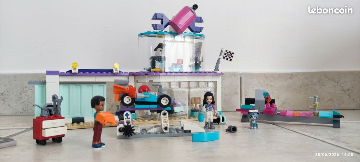Lego 41351 l'atelier de customisation (image 1)