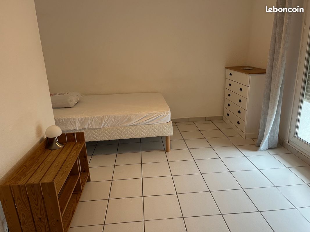 Appartement 1 pièce 22 m² · à Nîmes · 22 m² · 440 €