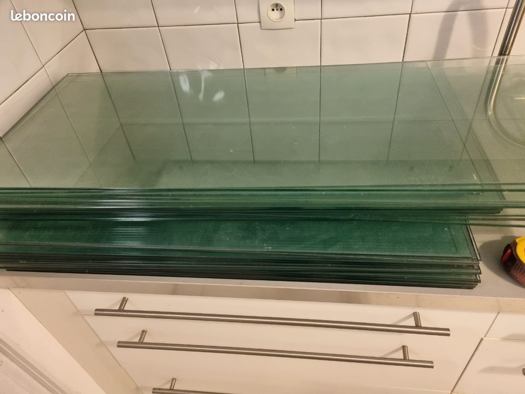 Etagere verre (image 1)