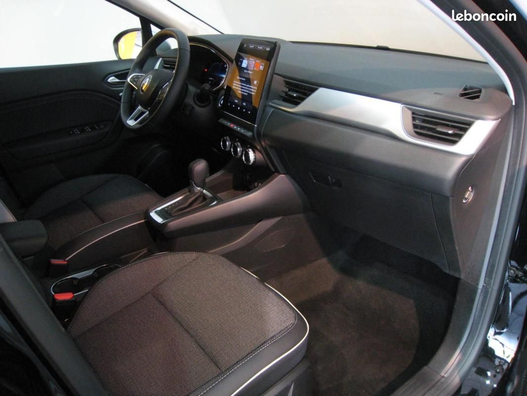 Renault Captur E-Tech full hybrid 145 Techno (image 3)