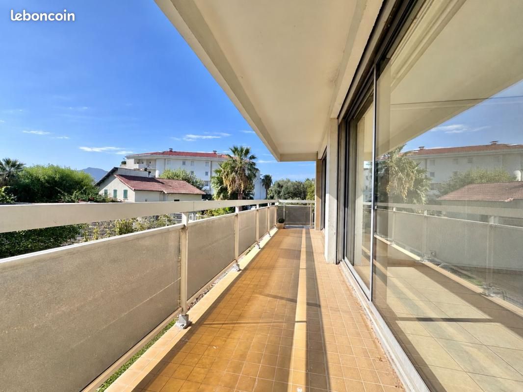 Appartement 8 pièces 208 m² · à Marseille · 208 m² · 750 000 €