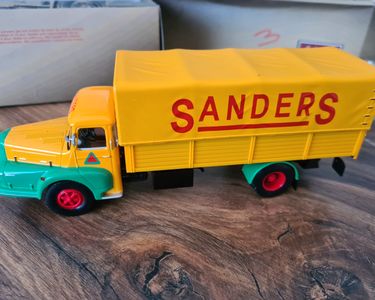 IXO Altaya 1/43 Renault Baché Calberson – Camion Collection – Cadeau Abonnés N°3