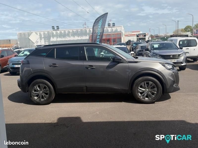 Peugeot 2008 1.2 PureTech 100ch S&S Style (image 25)