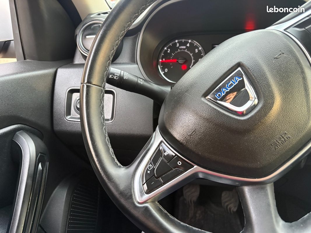 Dacia Duster 115 BDCI 4X2 Prestige (image 15)