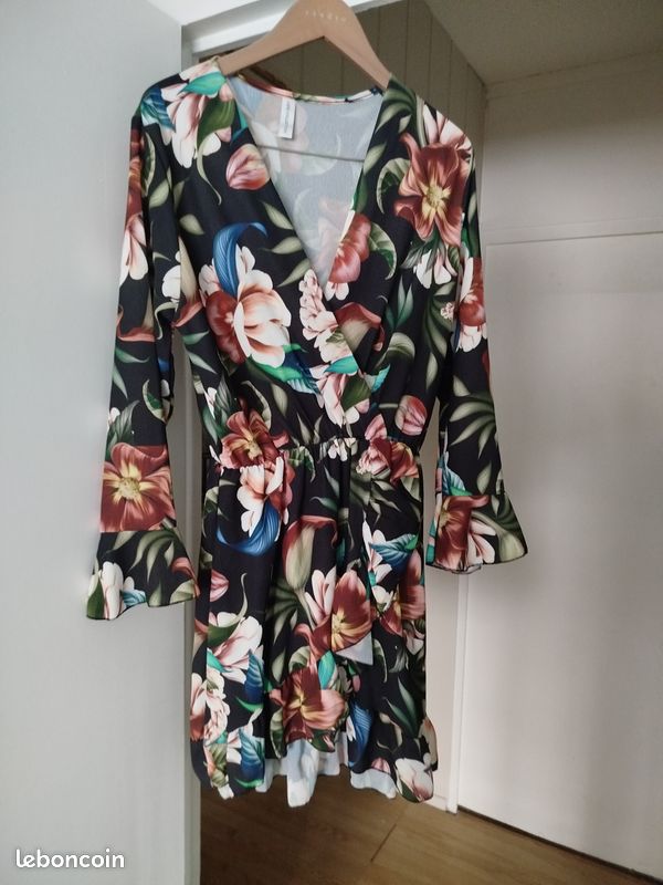 Robe (image 2)