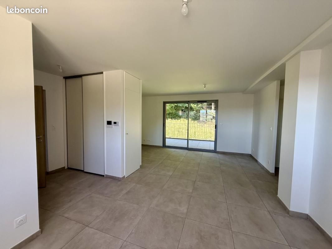 Appartement 3 pièces 60 m² · à Espaly-Saint-Marcel · 60 m² · 830 €/mois