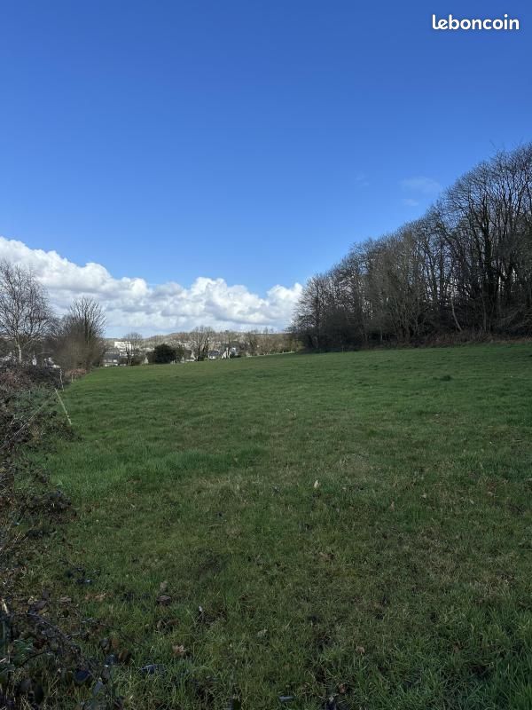 Terrain 873 m² Landerneau · 133 000 €