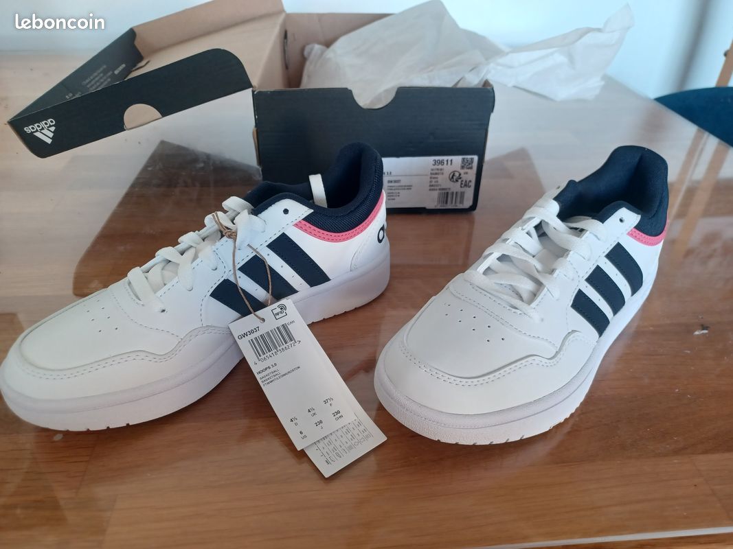 Baskets Adidas neuves (image 6)