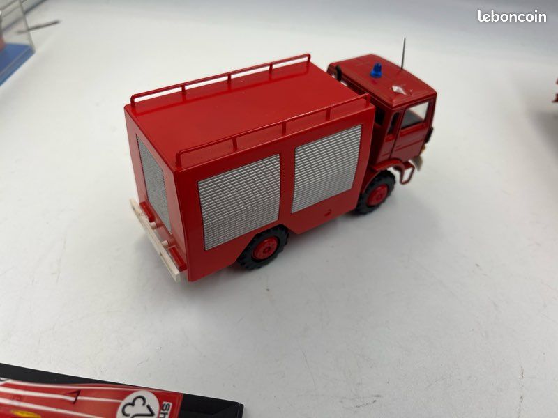CEF Replex SB 1/43 - Renault RVI Double Cabine Pompiers (Occasion, Boîte Carton De Protection, Modèle De Collection)