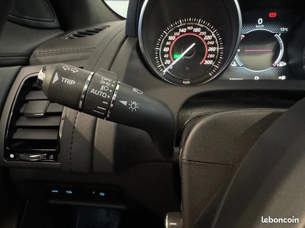 Jaguar F-type COUPE SURALIMENTE 3.0 340 R-DYNAMIC BVA (image 18)