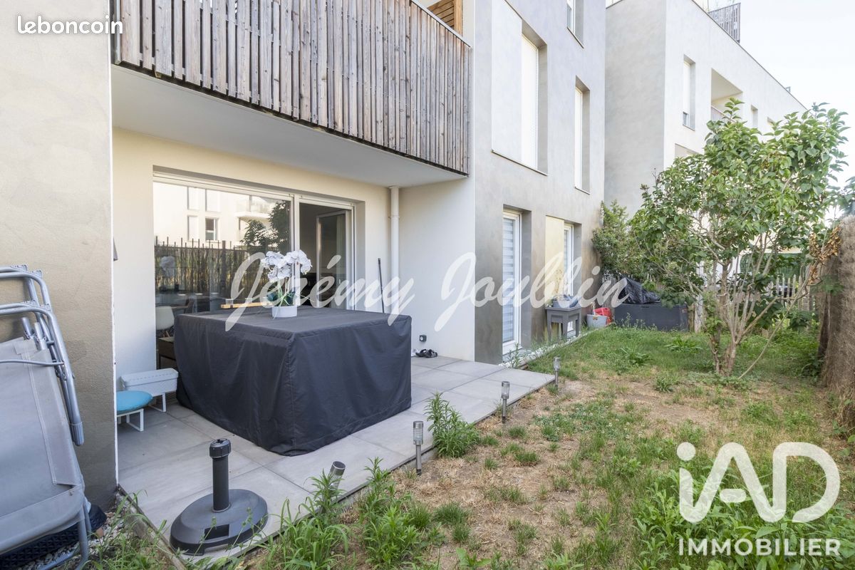 Appartement 3 pièces 60 m² · à Jouy-le-Moutier · 60 m² · 245 000 €