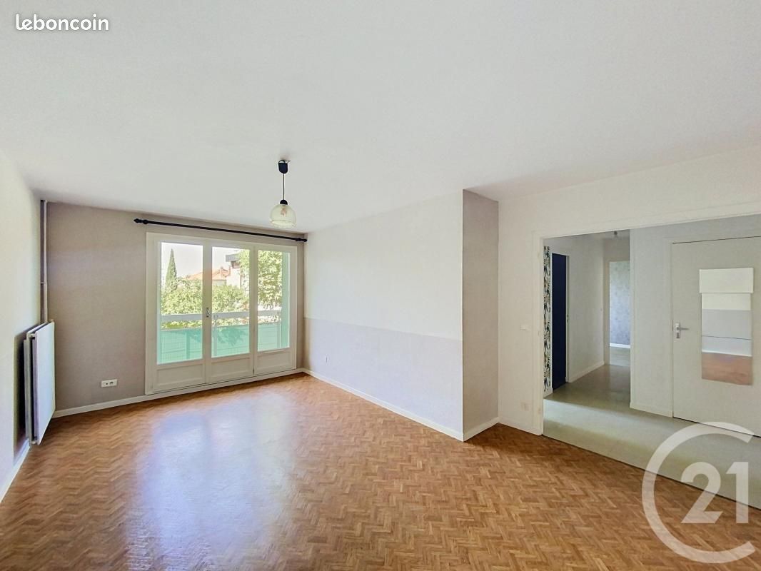 Appartement 3 pièces 59 m² · à Beaumont · 59 m² · 700 €/mois