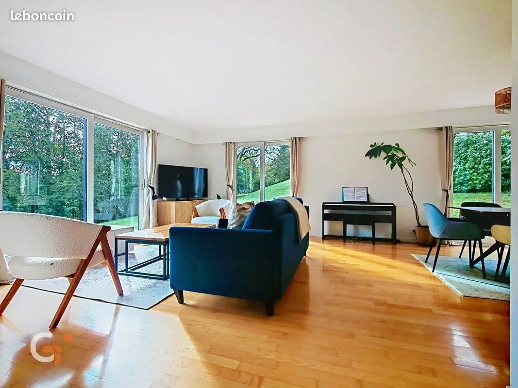 Maison 7 pièces 166 m² · à Isneauville · 166 m² · 450 000 €