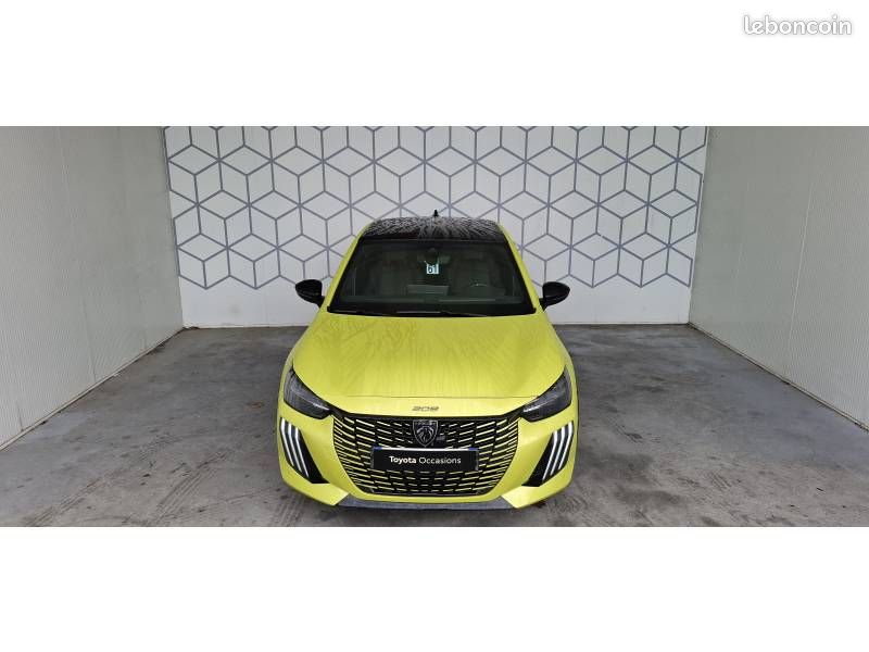 Peugeot 208 Hybrid 100 e-DCS6 GT (image 22)