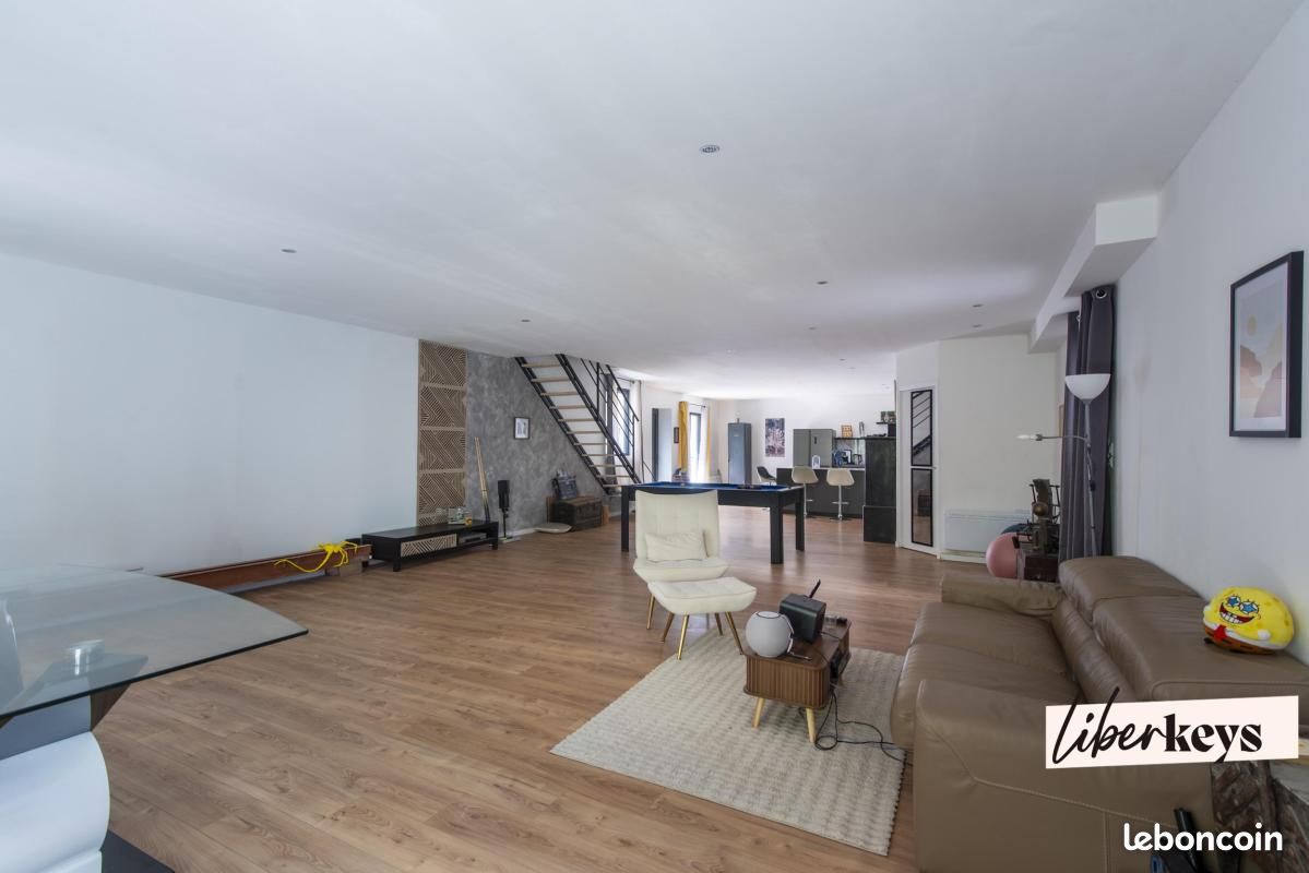 Maison 4 pièces 204 m² · à Salon-de-Provence · 204 m² · 719 000 €