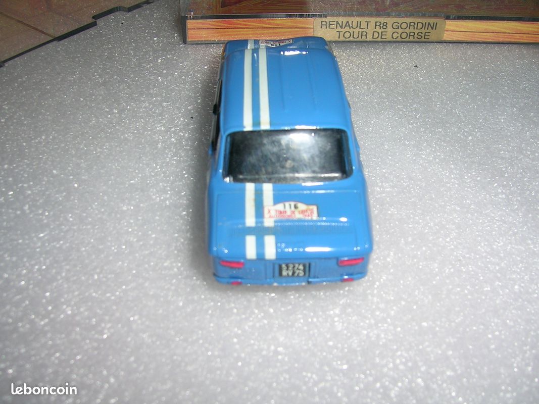 1 Miniature au 1/43 d'une Renault R 8 Gordini " Tour de Corse " Norev " Made In France " (image 4)
