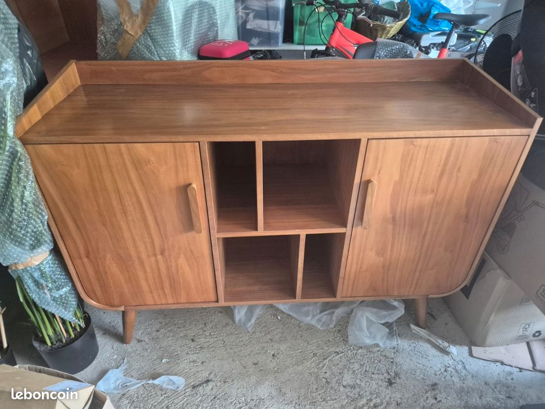 Petit buffet en bois massif (image 1)