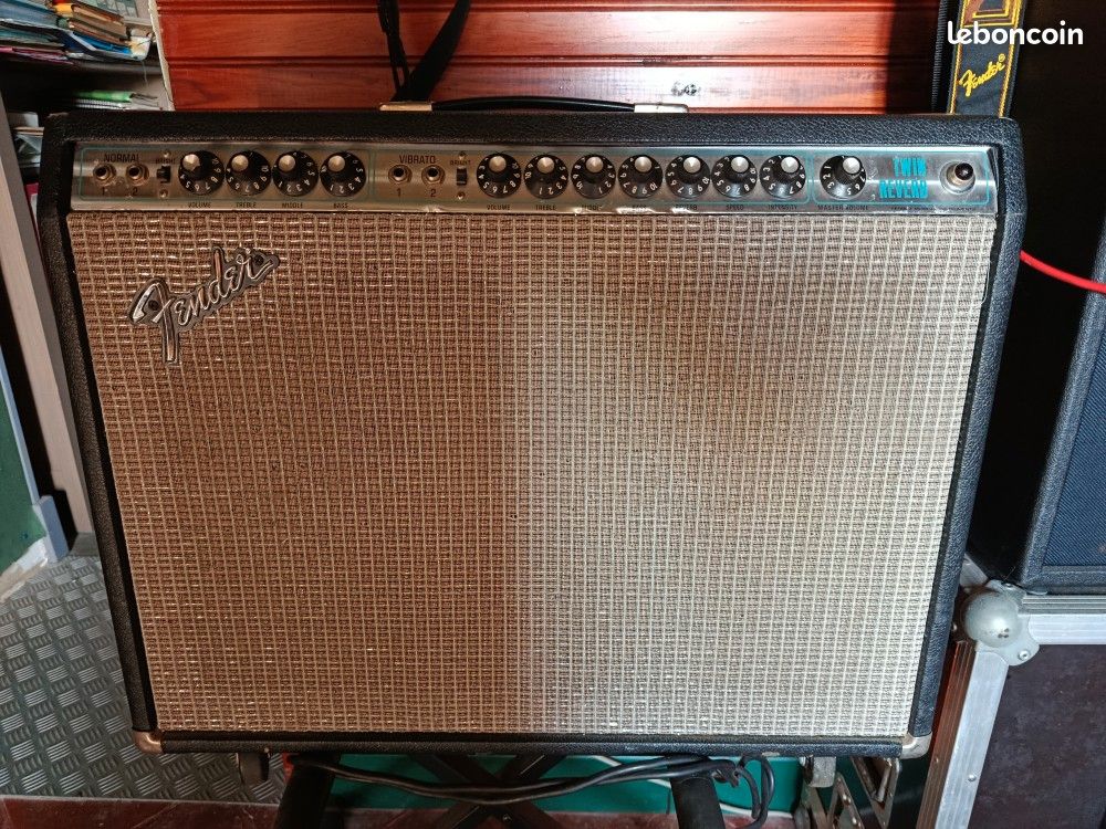 Vend ampli twin reverb, table de mixage, ampli de puissance (image 1)