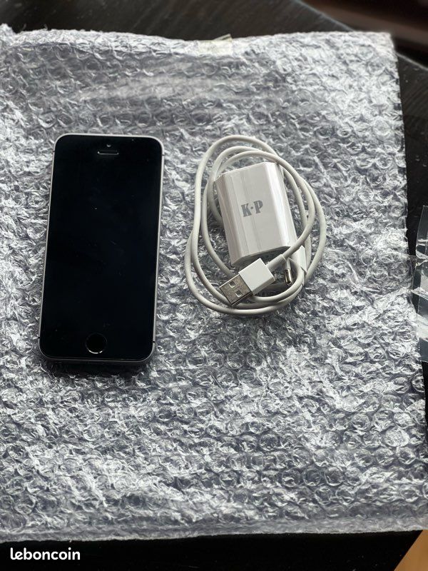 IPhone SE (image 3)