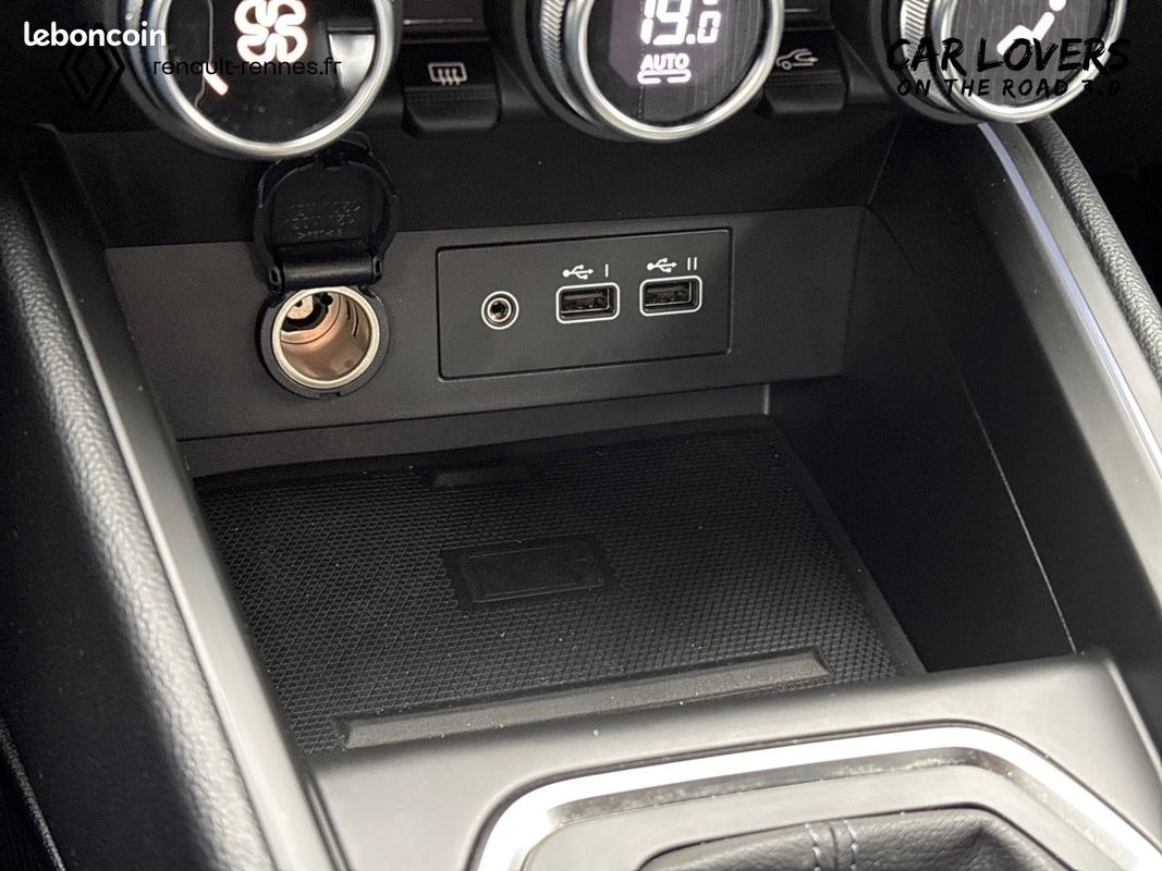 RENAULT Clio E-Tech full hybrid 145 ch GSR2 Techno (image 16)