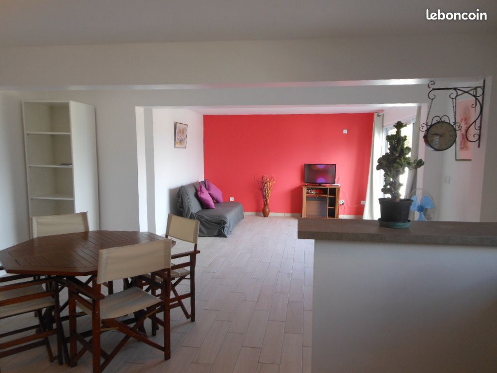 Appartement 2 pièces 70 m² · à Les Trois-Îlets · 70 m² · 920 €