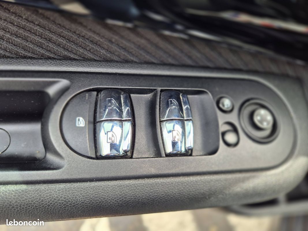 MINI Clubman Cooper 136 ch Edition Kensington (image 8)