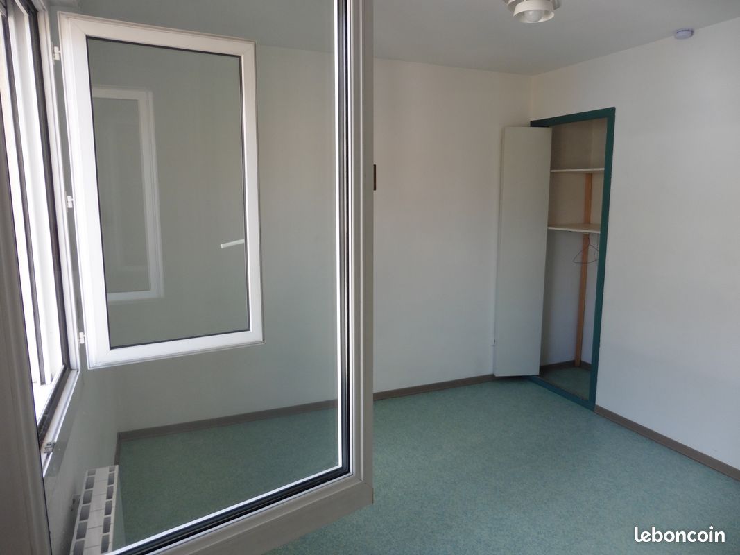 Appartement 1 pièce 20 m² · à Clermont-Ferrand · 20 m² · 375 €/mois