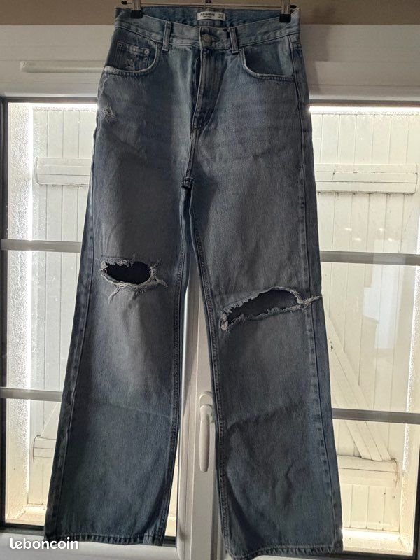 Jean à trou pull and bear (image 3)