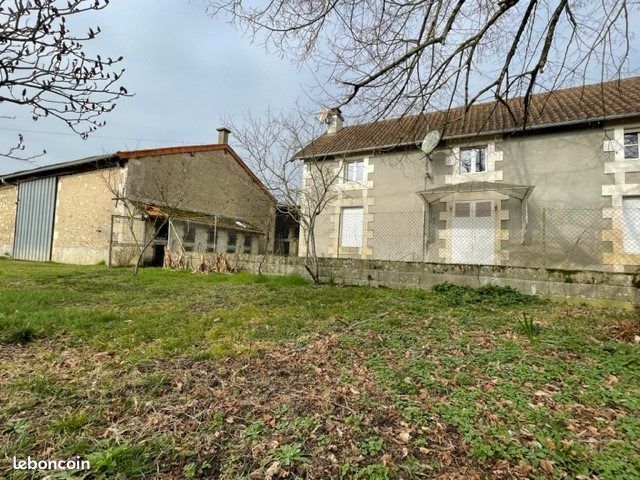 Maison 5 pièces 120 m² - Bonnes 86300 (image principale 0)