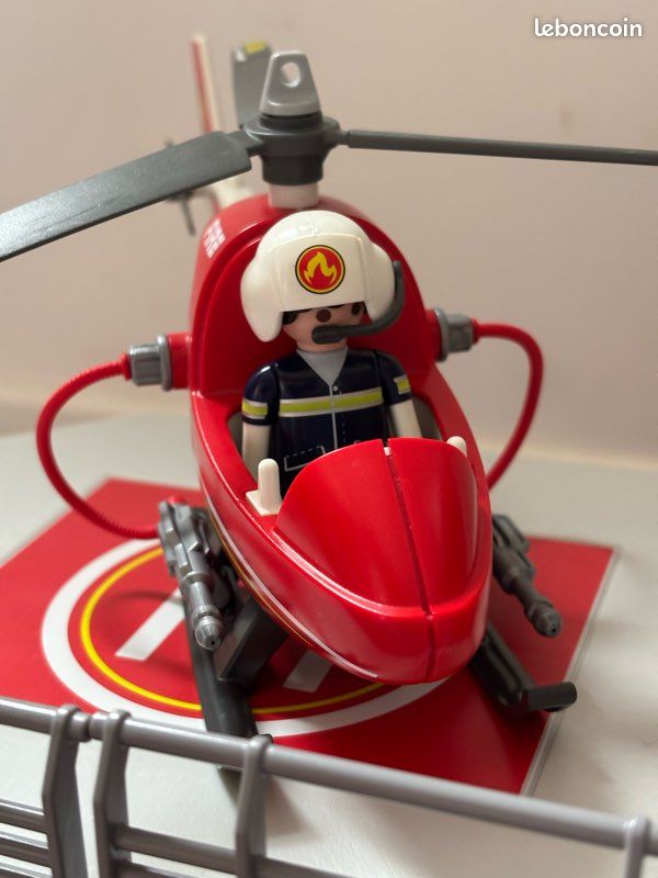Playmobil 9462 Caserne Pompiers Avec Hélicoptère - Set De Jeu Construction Avec Véhicules Et Accessoires