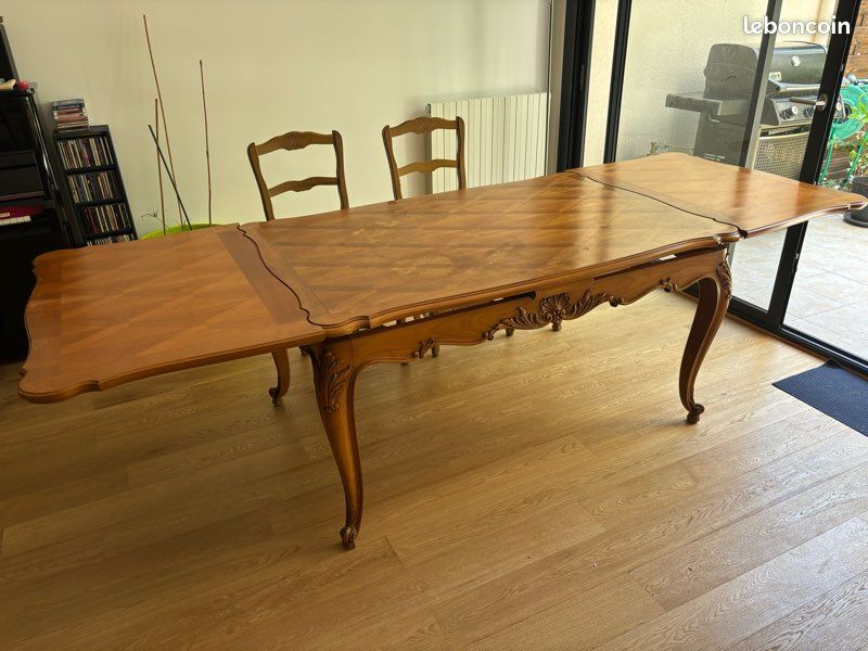 Table de salon extensible en bois et 4 chaises (image 2)