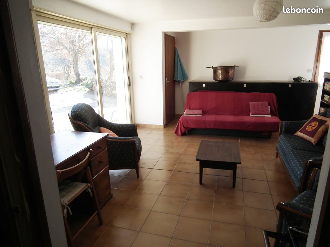 Location studio / villa (image 5)