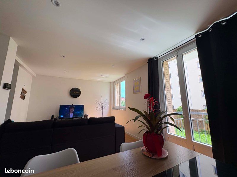 Appartement 3 pièces 64 m² · à Besançon · 64 m² · 815 €/mois