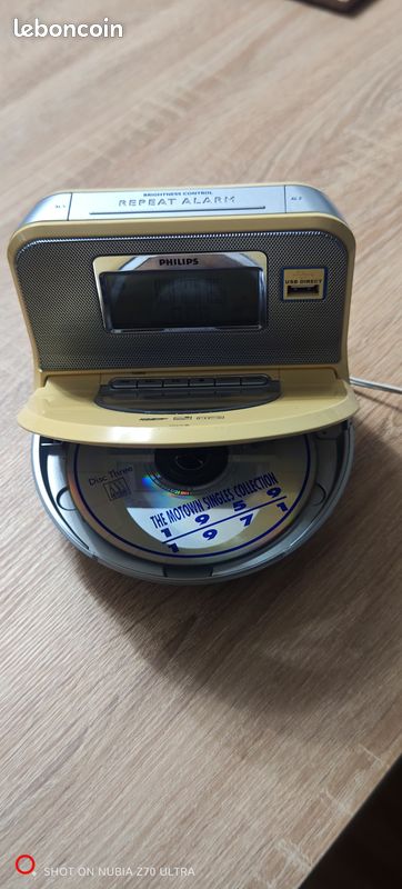 Radio-réveil vintage (image 2)