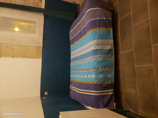 Location une chambre cuisine toilette douche
