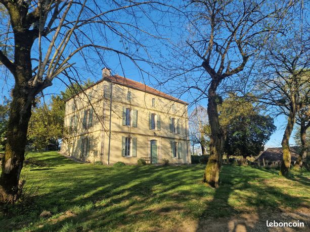 Propriété 8 pièces 310 m²