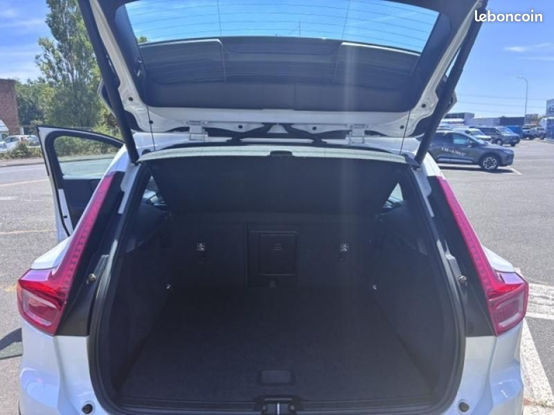 Volvo XC40 T3 156ch Business (image 14)
